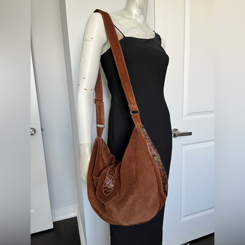 Italian Brown Suede Boho Crossbody Bag with Leopard Fur Accent - Picture 14 of 16